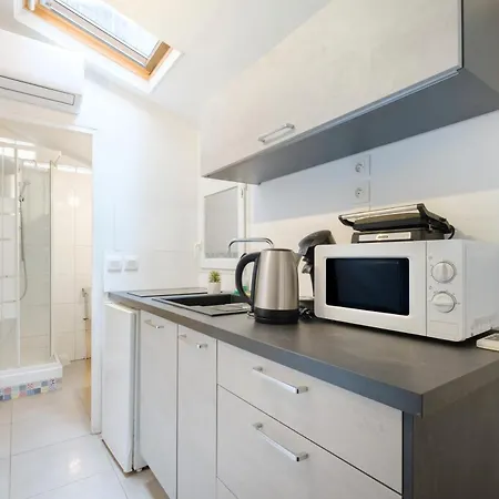 - Le Vernier * Νίκαια